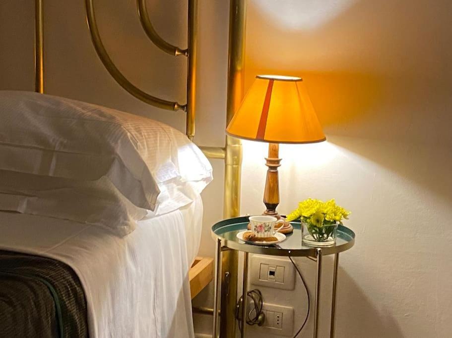 San Lorenzo Apartment In Red Firenze Eksteriør bilde